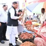मीरा के मिट्टी के दीयों से जुड़ा मुख्यमंत्री साय का आत्मीय संवाद